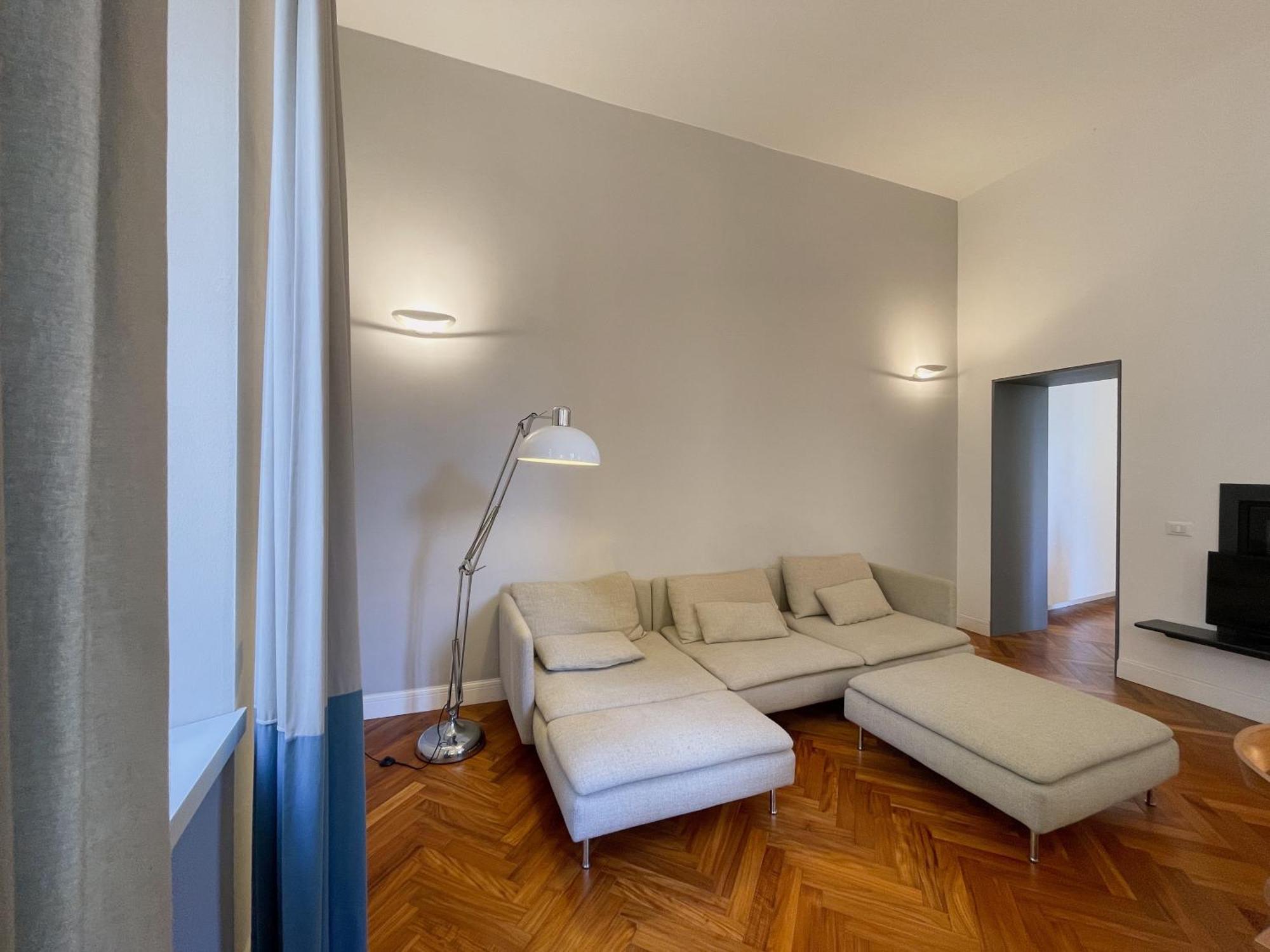 Mirabello Apt, Elegant And Shiny, 2bdr Ac, 2 Bth, Private Parking! *